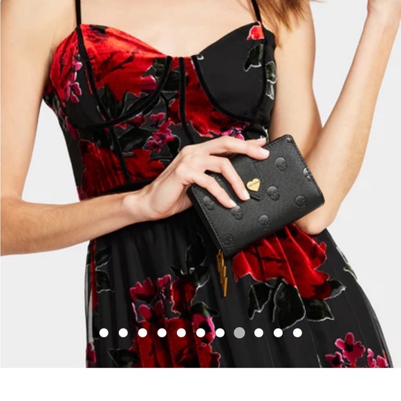 Betsy Johnson Skull Embossed Bifold Wallet - Picture 12 of 12